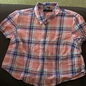 plaid crop top shirt.